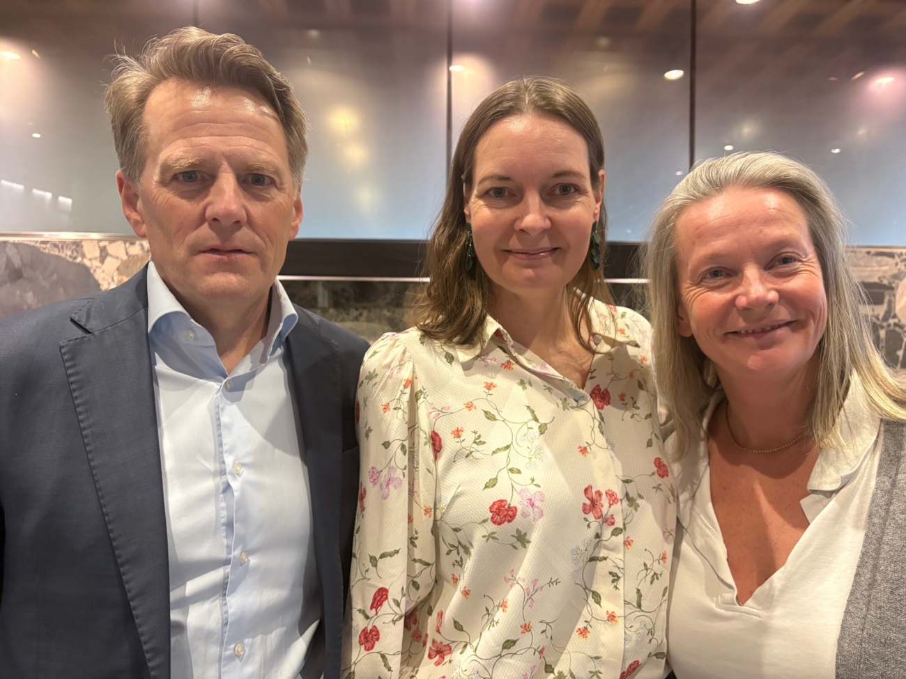 Jøns Sjøgren (Byggevareindustriens Forening), Tina Sletbak-Akerø (Treindustrien) og Hilde Widerøe Wibe (Norske Trevarer) inviterer til work shop