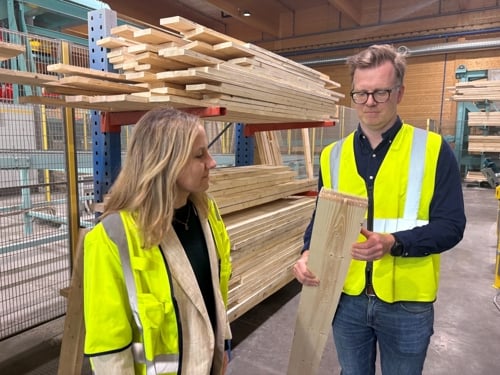 Teknisk fagsjef i Treindustrien Monika Ulimoen og &oslash;konomisjef i Splitkon Tore Sand-Hanssen